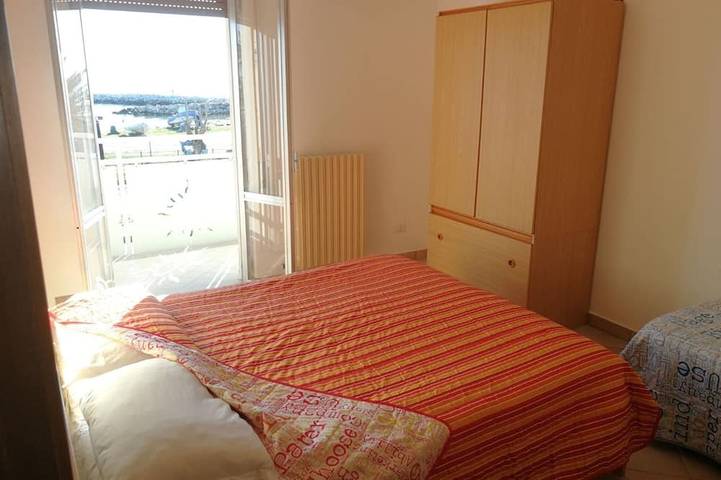 Ganze Wohnung, The beautiful panoramic sea view terrace, to experience the sea in Martinsicuro, Teramo Provinz