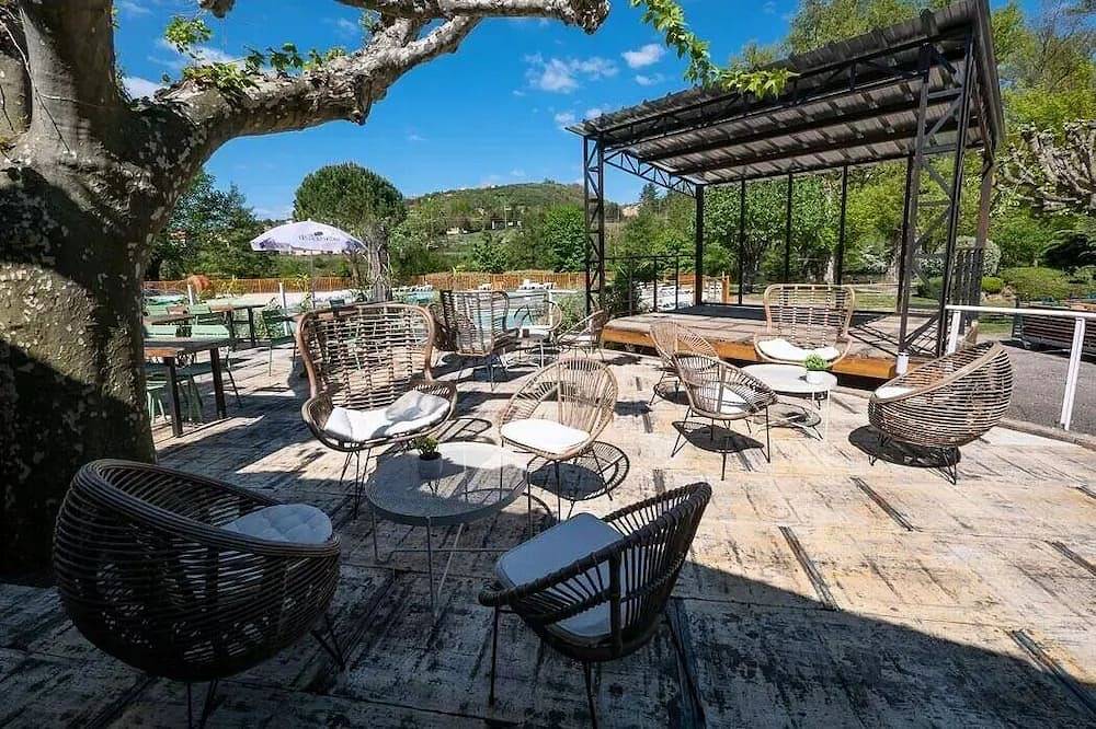 Mobil-home | Comfort | 2 Bedrooms | 4/6 persons | Raised terrace in Millau, Parc naturel régional des Grands Causses