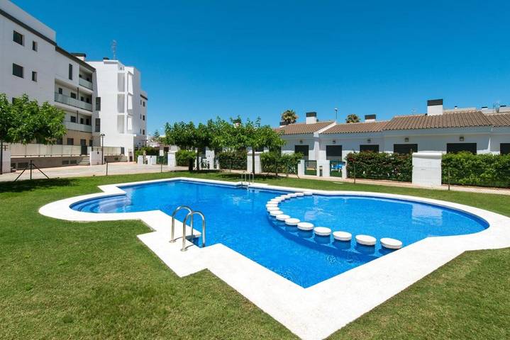 Gîte pour 4 personnes, avec piscine ainsi que vue et jardin, animaux acceptés à Oliva - 3