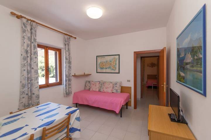 Appartamento intero, Comodo appartamento in zona tranquilla a pochi metri dal mare in Spiaggia Hotel Elba, Capoliveri