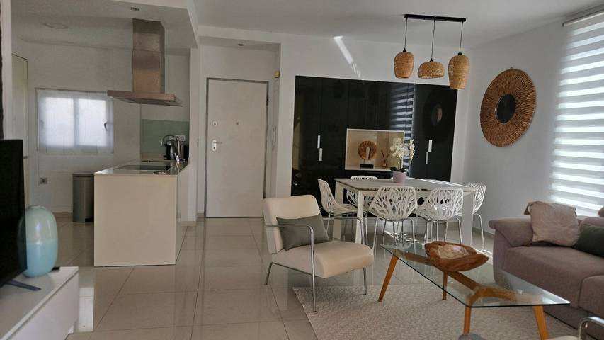Moderne Villa mit privatem Pool nahe Stränden und Golfplätzen in Lomas de Don Juan, Orihuela