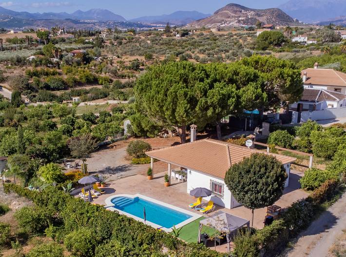 Casa rural para 7 personas, con jardín y terraza, Familias con niños en Alhaurín el Grande - 3