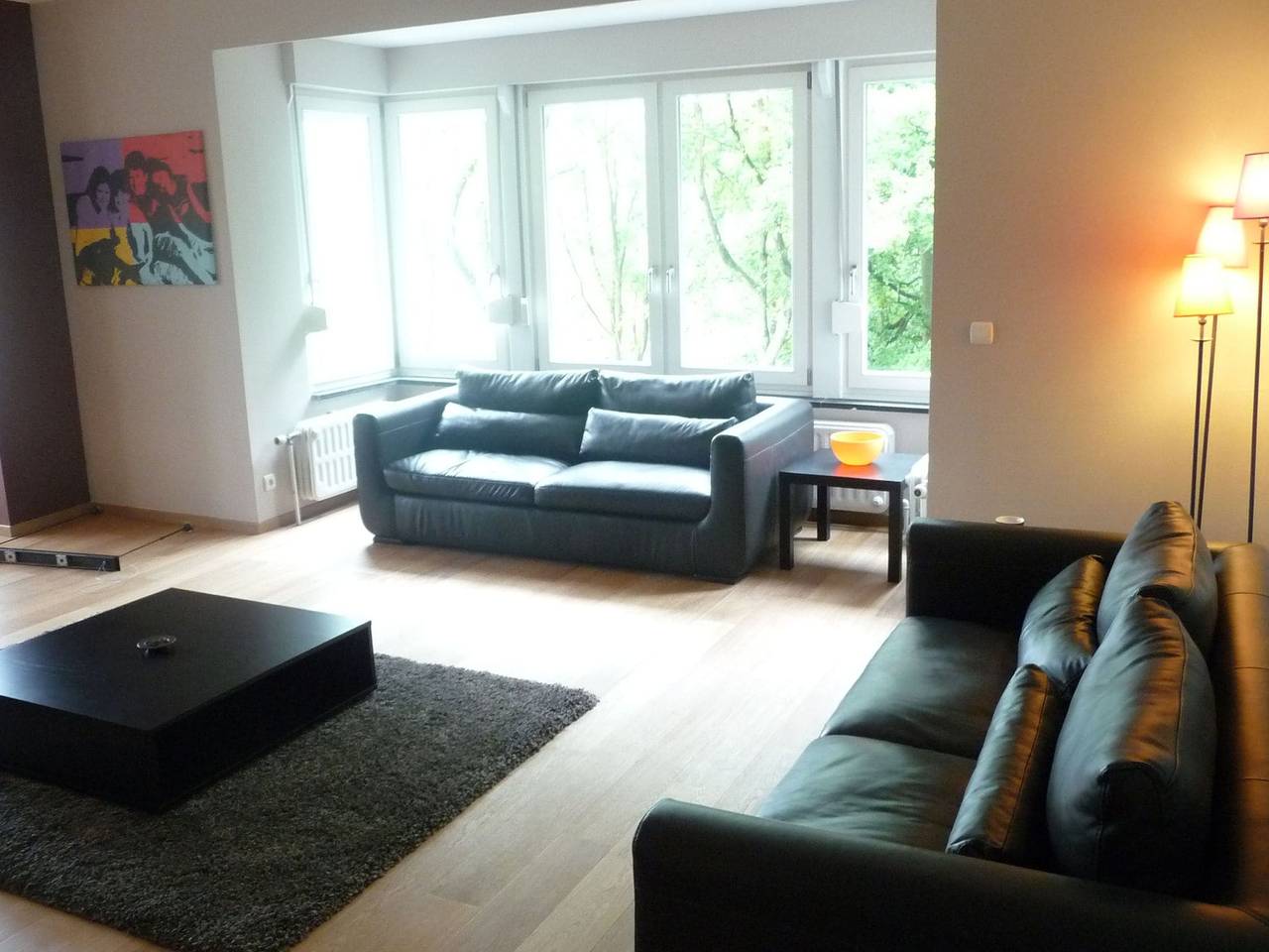 Öko-Haus auf einem Hügel in Falaën in Onhaye, Region Namur