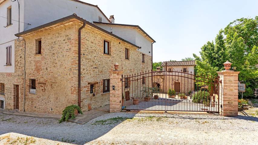 Ferienhaus für 4 Personen, mit Garten und Pool - 1