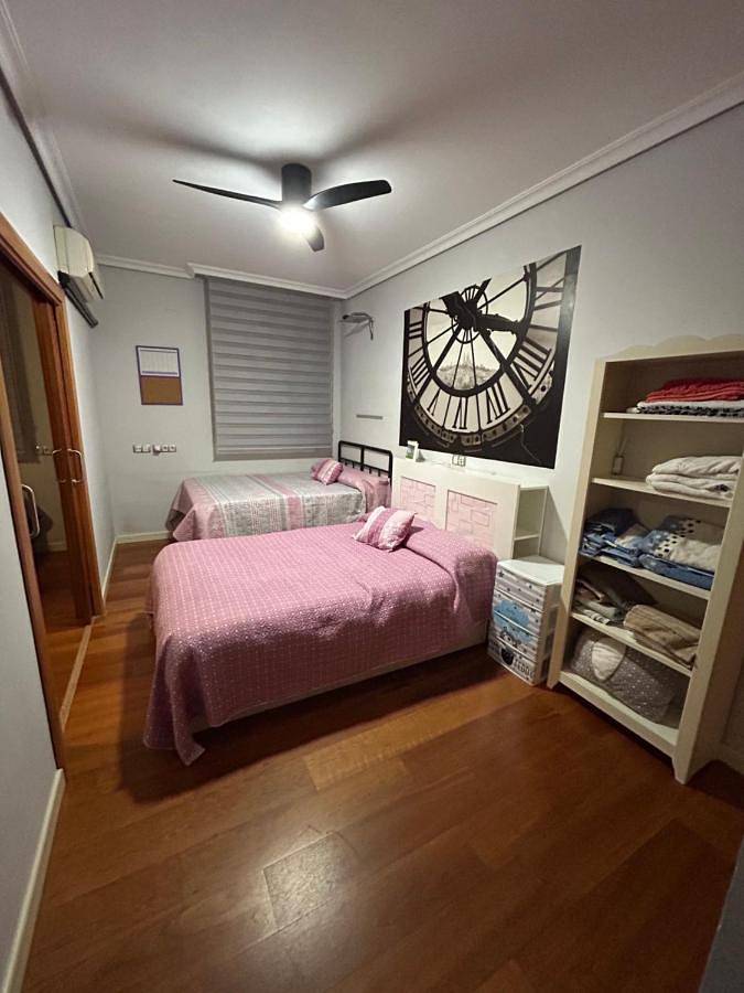 Casa de vacaciones para 10 personas, con terraza además de piscina y jacuzzi en Córdoba - 3