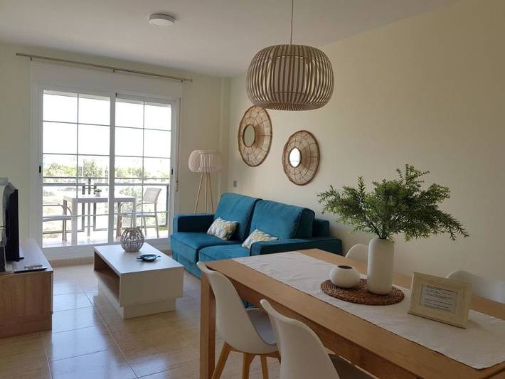 Apartamento de vacaciones para 4 personas, con piscina para niños además de terraza y piscina - 1