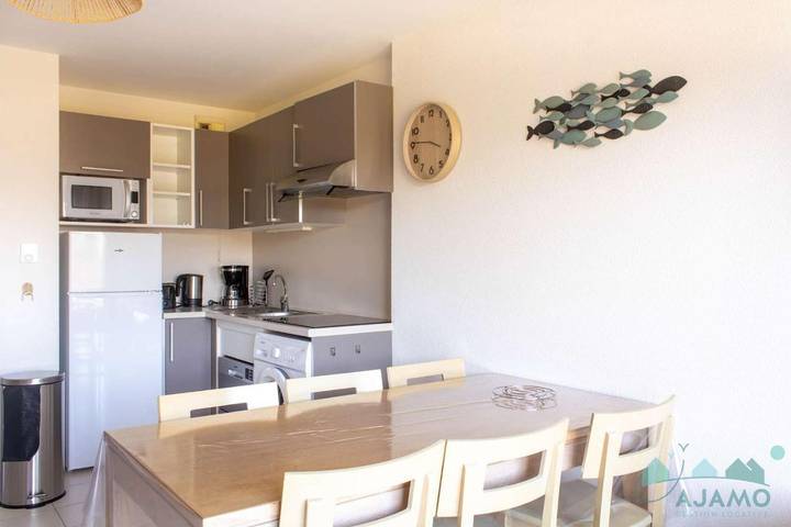 Gîte pour 6 personnes, avec piscine dans Golf Club des Sables d'Or - 2