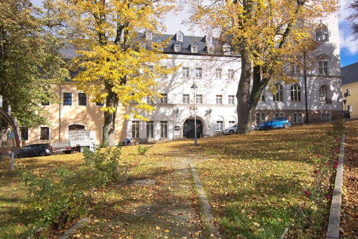 Hotel für 2 Personen, mit Terrasse in Scheibenberg