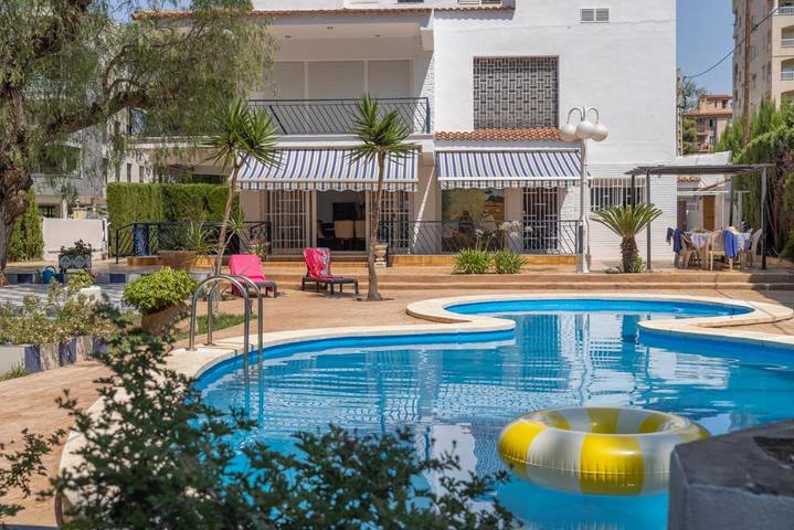 Chalet para 9 personas, con jardín y piscina, Se admiten mascotas en Benicasim