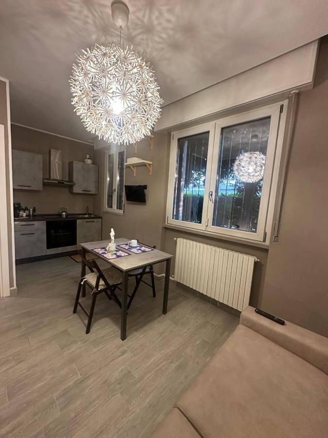 Appartement entier, Casa strauss, elegante bilocale immerso nel verde in Limbiate, Brianza