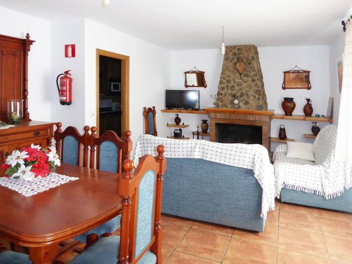 Casa rural para 6 personas, con Terraza además de Jardín y Vistas en Santiago-Pontones - 4