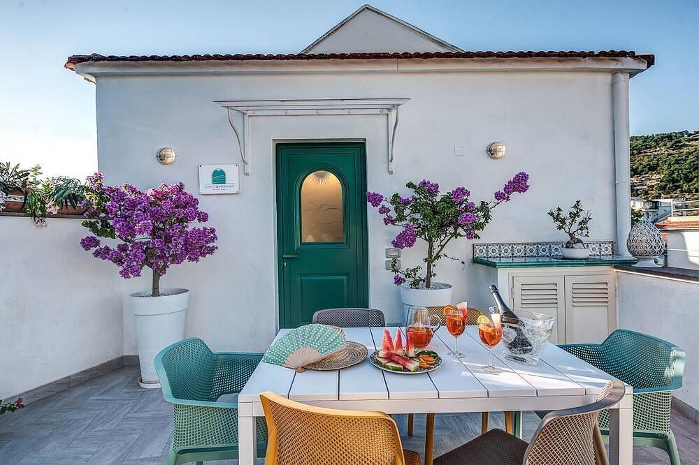 Domus Smeraldo Two Bedroom House in Torca, Neapel Provinz