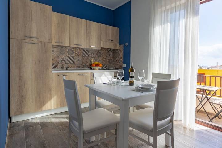 Ganze Wohnung, Ferienwohnung für 3 Personen mit Meerblick in Lampedusa Stadt, Lampedusa e Linosa
