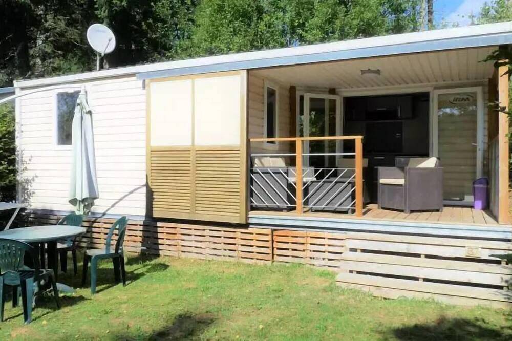 Camping pour 4 Personnes dans Champagnac-le-Vieux, Parc Naturel Régional Livradois-Forez