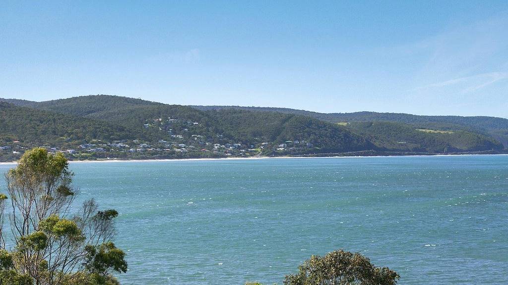 Ganze Wohnung, Apartment 9 Kalimna - Meerblick und kurzer Spaziergang in die Stadt in Lorne, Great Ocean Road