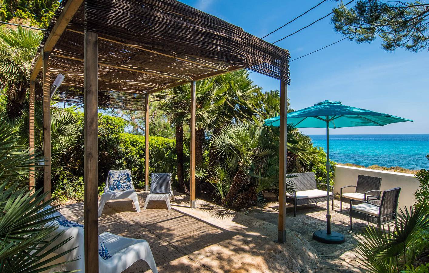 Appartement avec vue sur la mer, avec piscine, terrasse et climatisation - à 900 m de la plage in Es Carregador, Capdepera