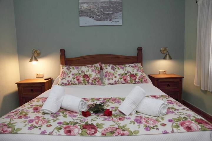 Casa rural para 3 personas, con jacuzzi además de piscina y jardín en Sierra de Cazorla - 4