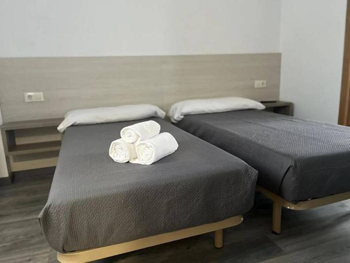 Auberge pour 2 personnes, avec jardin et terrasse, animaux acceptés