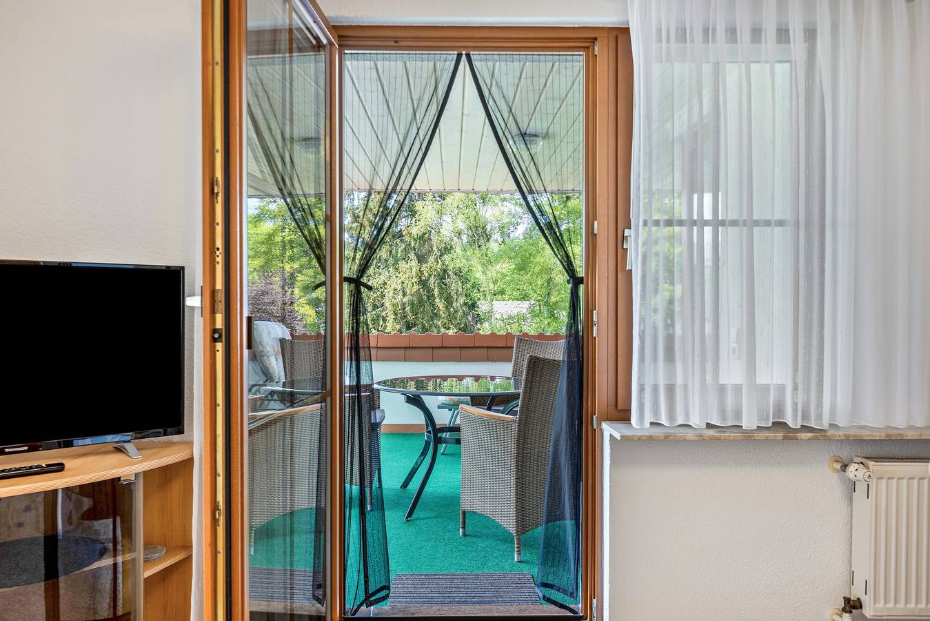 Ganze Wohnung, Ferienwohnung Sonnenbalkon mit 2 Balkonen, Liegewiese, 3Welten Card und Wlan in der Nähe vom Solemar in Bad Dürrheim, Mittlerer Schwarzwald