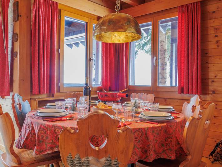 Location de vacances pour 7 personnes, avec sauna et jardin dans Champoussin - 4