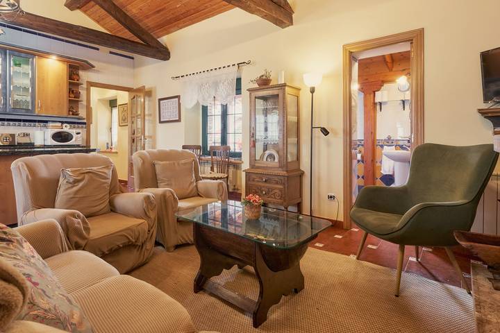 Casa rural para 6 personas, con jardín en Montaña de Luna - 2