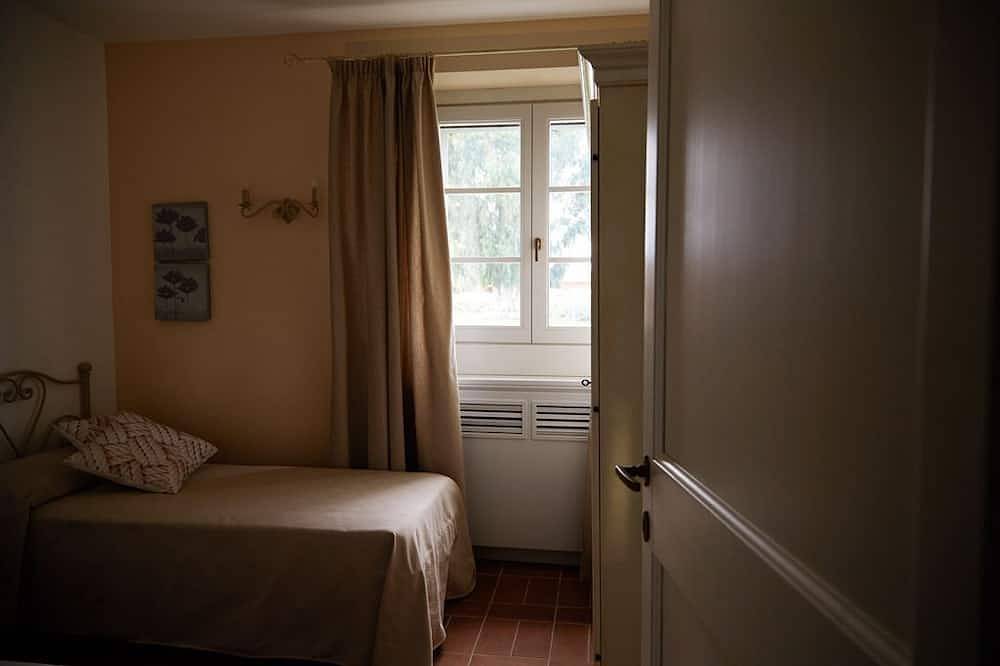 Entire apartment, Cozy family apartment for 6 people. in Tarquinia, Viterbo Province