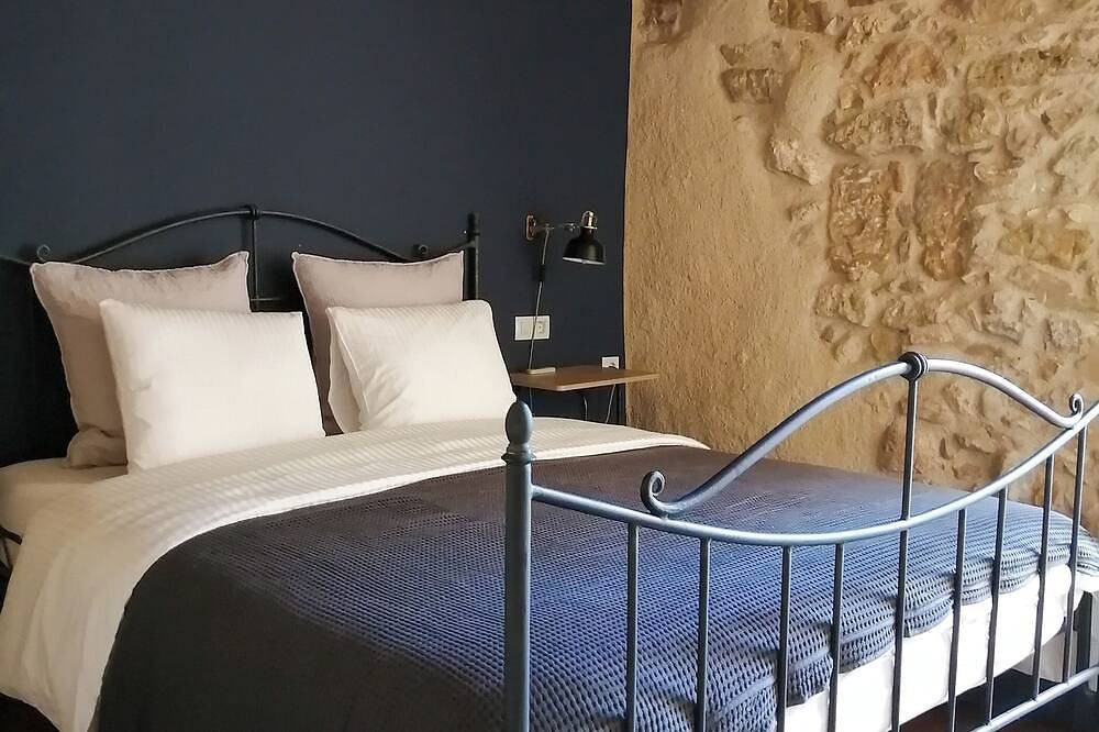 Peaceful mountain cottage with pool and amazing views close to the village in Fuentespalda, Teruel Region