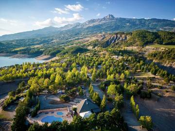 Gîte pour 4 personnes, avec piscine et jardin, animaux acceptés dans Baie Saint-Michel