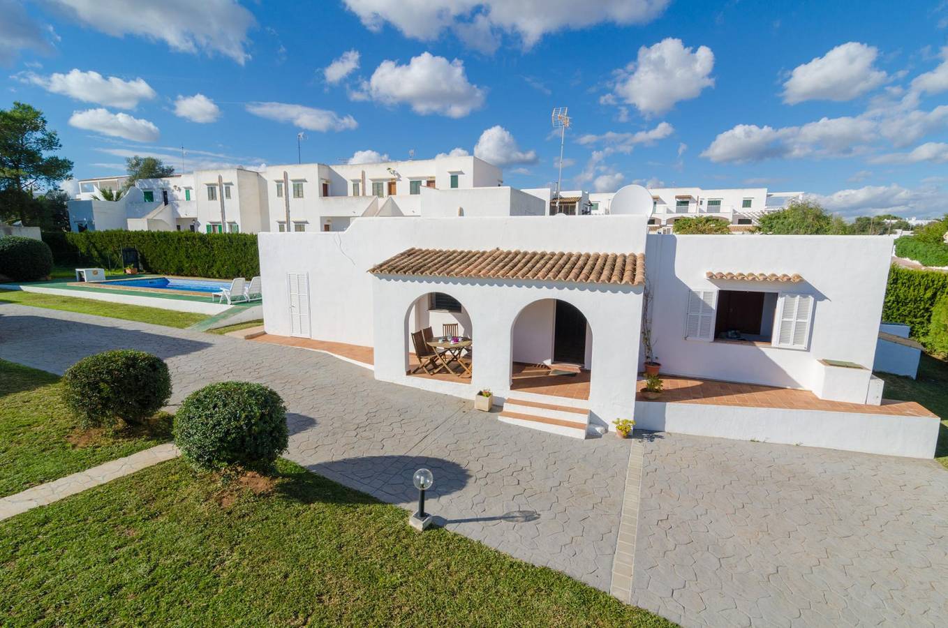 Casa Fiol - Belle villa avec piscine commune près de la plage. Wi-Fi gratuit in Cala d'Or, Santanyí