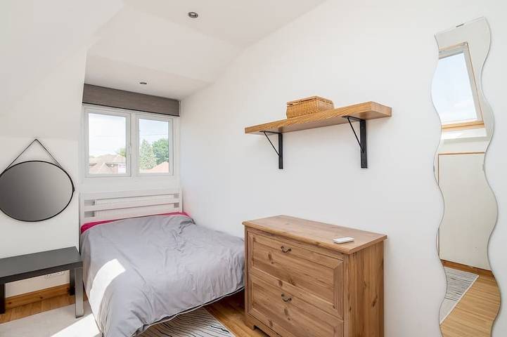 Pass the Keys | Charming 3 bed house with parking and large garden in Hertfordshire