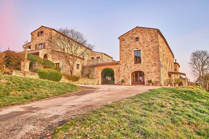 Gîte pour 48 personnes à Vagnas
