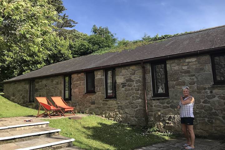 Ferienhaus für 4 Personen, mit Whirlpool und Sauna sowie Garten in Cornwall