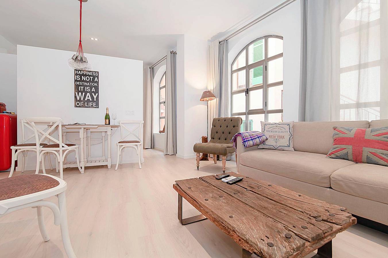 Geheel appartement, Vakantieappartement voor 2 personen met zwembad in Palma Old Town, Palma de Mallorca