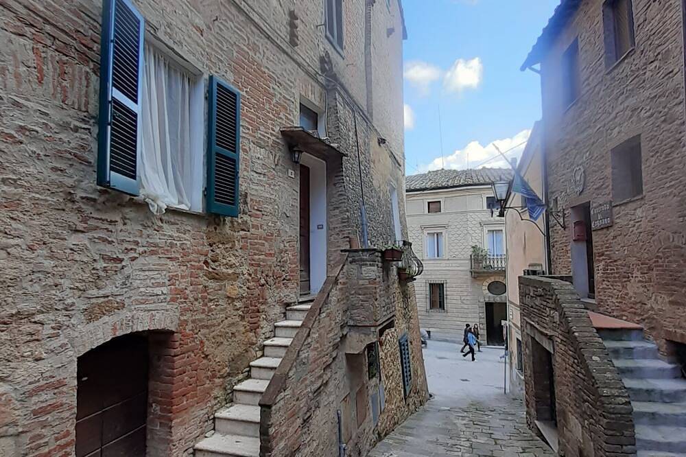 Geheel appartement, Old town, apartment with large kitchen in Montepulciano, Provincie Siena