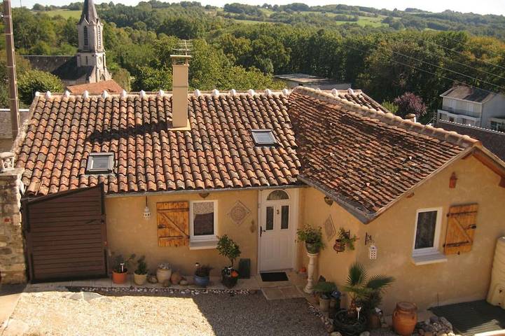 Gîte pour 4 personnes, avec jardin
