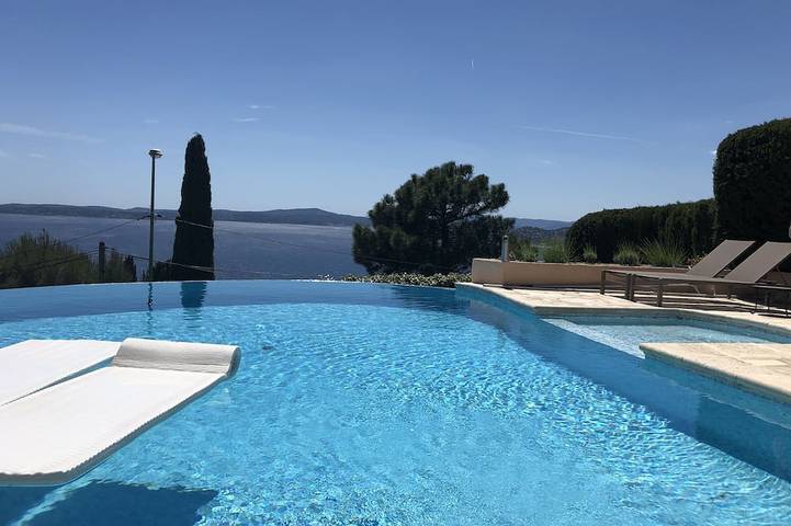 Ferienhaus für 13 Personen, mit Garten und Balkon in Les Issambres