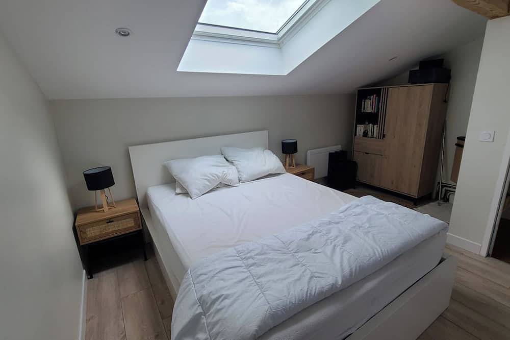 Between sea and mountains house with panoramic view of the Pyrenees in Saint-Pierre-d'Irube, Region de Bayona