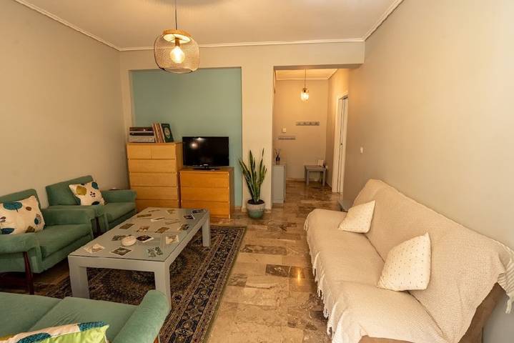 Estudio entero, Estudio para 3 personas con balcón in Atenas, Sección sur de Atenas