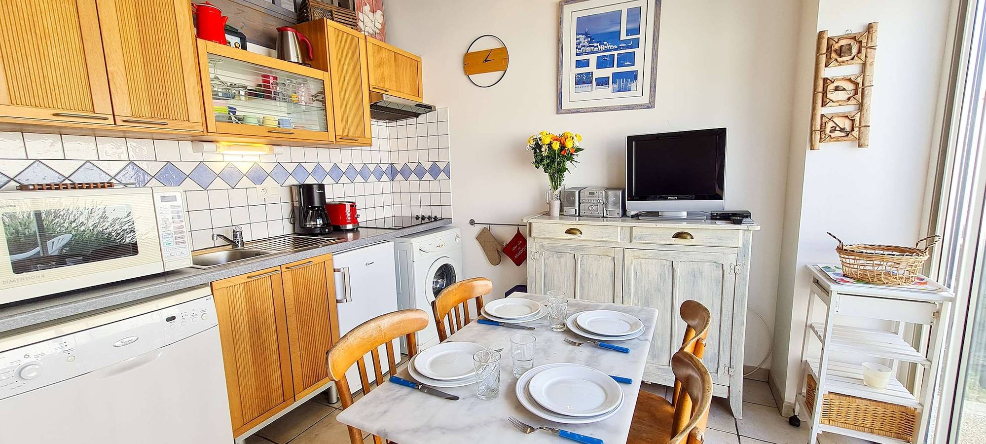 Ganze Ferienwohnung, Charming seaside house with garden - parking in La Couarde-sur-Mer, Ile de Re