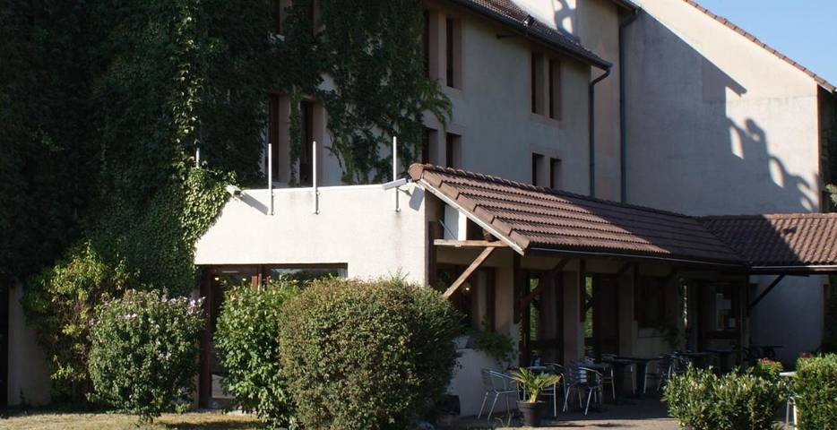 Hôtel pour 3 personnes, avec terrasse, animaux acceptés à Lons - 2