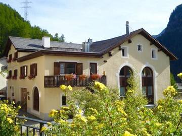 Ferienwohnung für 4 Personen, mit Garten und Balkon in Pontresina