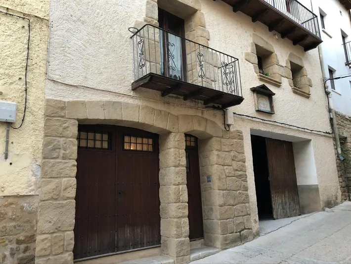 Casa rural para 6 personas, con balcón, Se admiten mascotas - 1