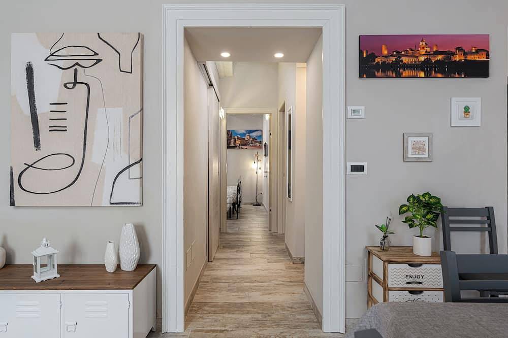 Apartamento entero, Free bikes and Wi-Fi 5 Min from the Ducal in Mantua, Provincia de Mantova