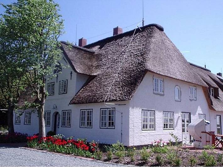 Ferienwohnung für 4 Personen, mit Balkon/Terrasse und Terrasse sowie Garten und Sauna in Tating