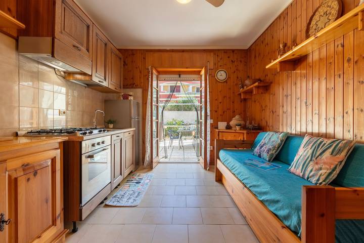 Casa vacanza per 6 persone, con giardino a Castelsardo