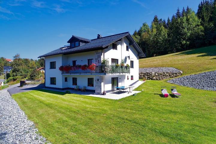 Ferienwohnung für 6 Personen, mit Balkon und Balkon/Terrasse sowie Terrasse und Garten in Mauth - 2