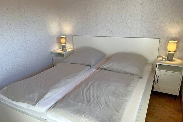 Ferienhaus für 3 Personen, mit Terrasse und Garten in Warwerort - 2