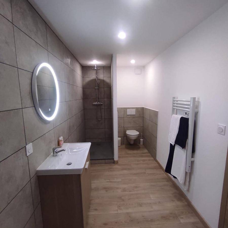 Appartement de vacances entier, Au creux du nid in Lamure-sur-Azergues, Région de Villefranche-sur-Saône