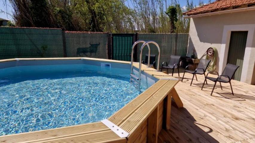 Location de vacances pour 8 personnes, avec jardin à Mollégès - 4