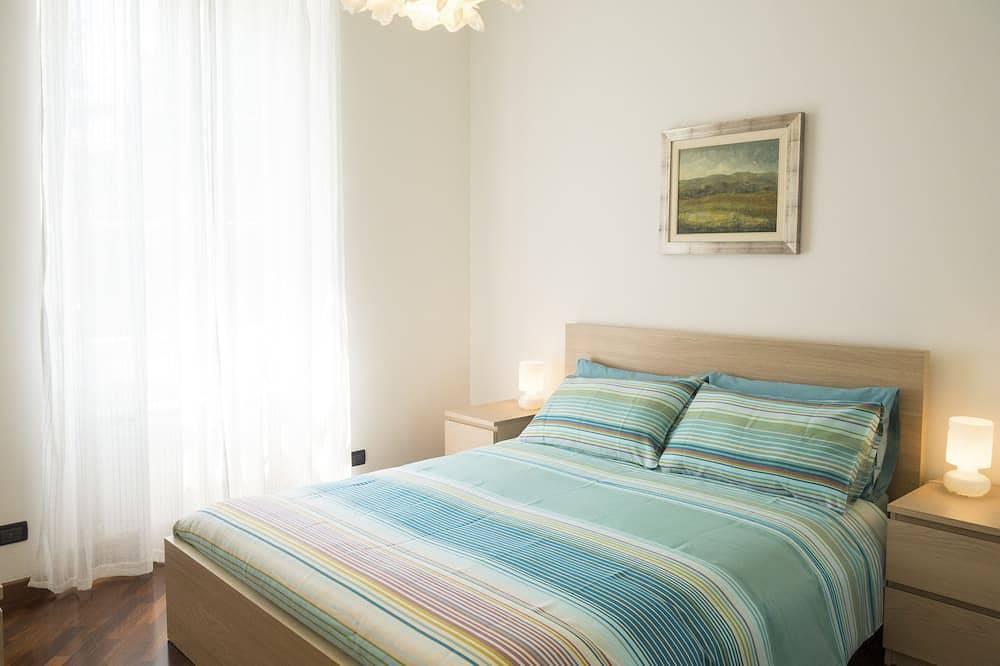 Ganze Wohnung, Für Albaro (Arba), zwei Schritte von der Mitte, in der grünen historischen Ville genoves in Genua (Stadt), Genua